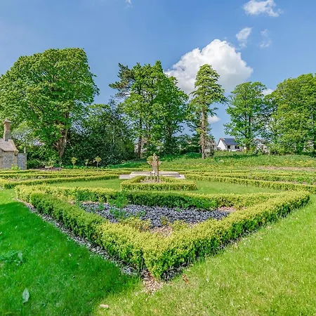 The Lucy Stone Cross Mansion * Ulverston