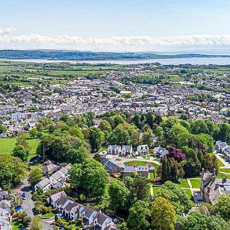 Apartament The Lucy Stone Cross Mansion *