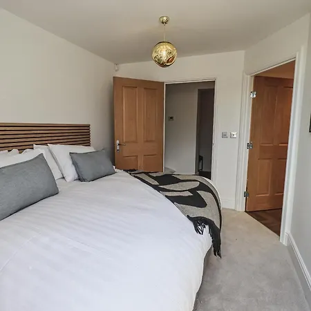 The Lucy Stone Cross Mansion