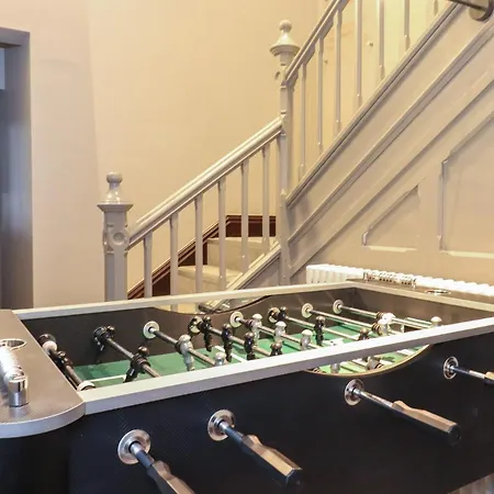 The Lucy Stone Cross Mansion Apartament *